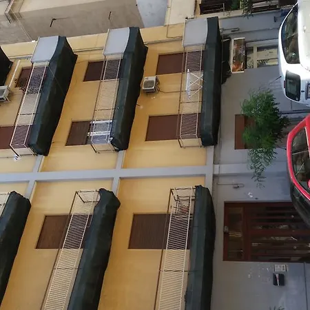 فندق مبيت وإفطار Casa Chiaramonte باليرمو